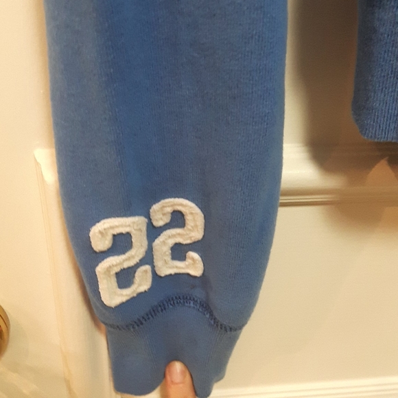 🛍️ Hollister sweater - Picture 4 of 4